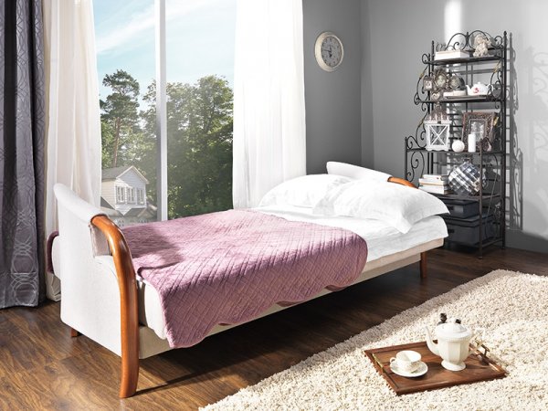 Křeslo s dřevěnými područkami MODEL D