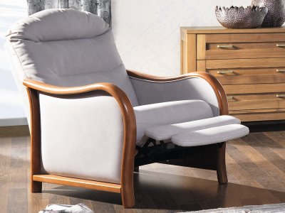 Relaxační křeslo s dřevěnými područkami KLASIK XI