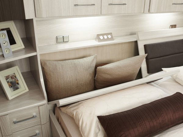 Moderní ložnice s nástavbou nad postelí LUXOR 2 dub segerau