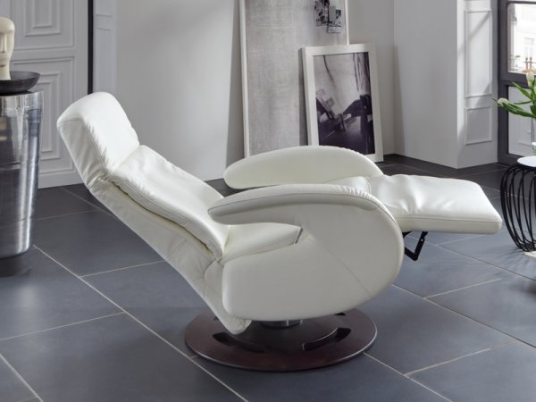 Kožené otočné relaxační TV křeslo DERBY