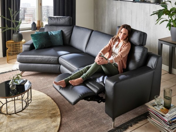 Kožená rohová sedací souprava PRISMA s funkcí relax