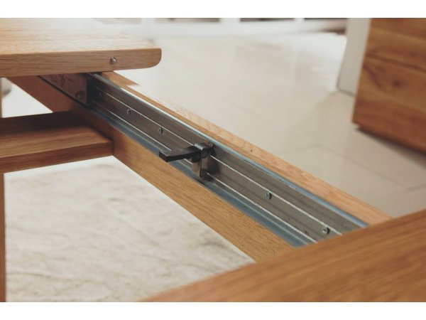 Dubový nábytek z masivu do obývacího pokoje a jídelny - DALLAS dub olejovaný