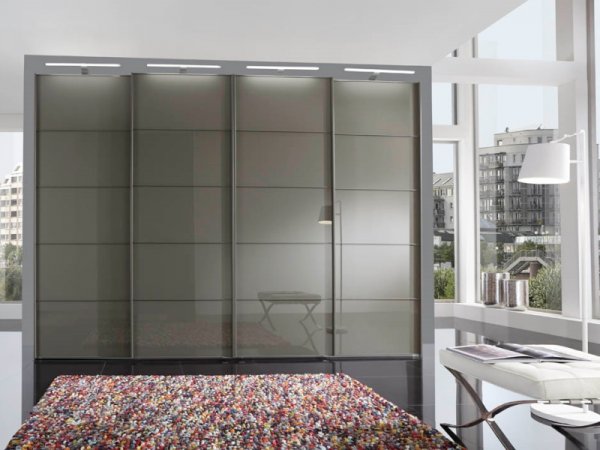 Šatní skříň se skleněnými dveřmi WESTSIDE dekor Havana