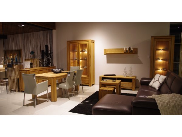 Dubový jídelní stůl z masivu FARO