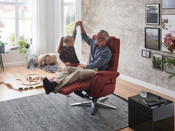 Polohovací televizní křeslo XTRA STYLE 2 s vysokou nosností do 200 Kg