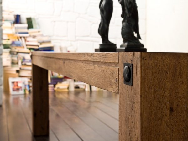 Jídelní stůl z masivu LEEDS dub bělený