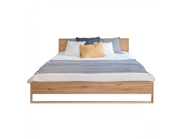 Postel z masivu RIA dub olejovaný