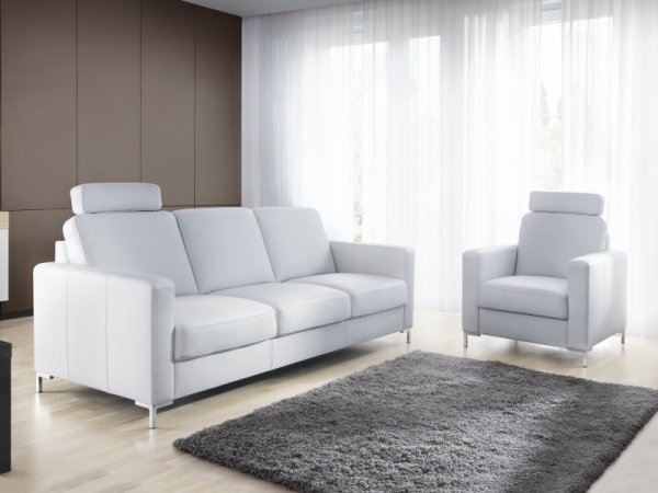 Kožené křeslo BASIC