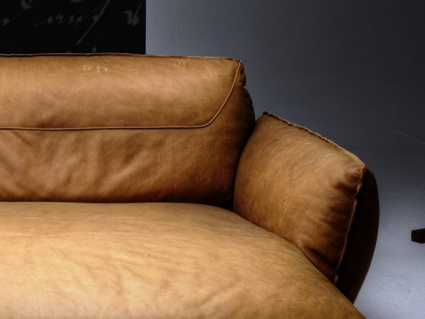 Moderní kožená pohovka BE CHILLED