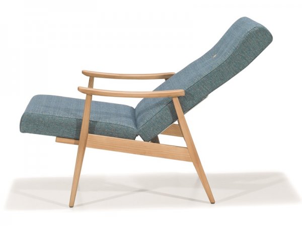 Křeslo s dřevěnými područkami EGON