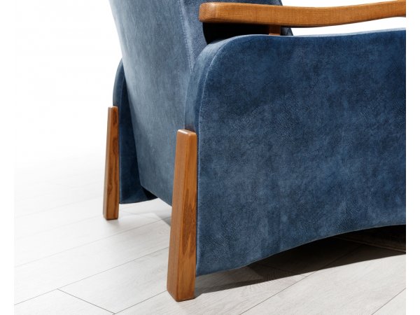 Křeslo s dřevěnými područkami KLASIK VIII