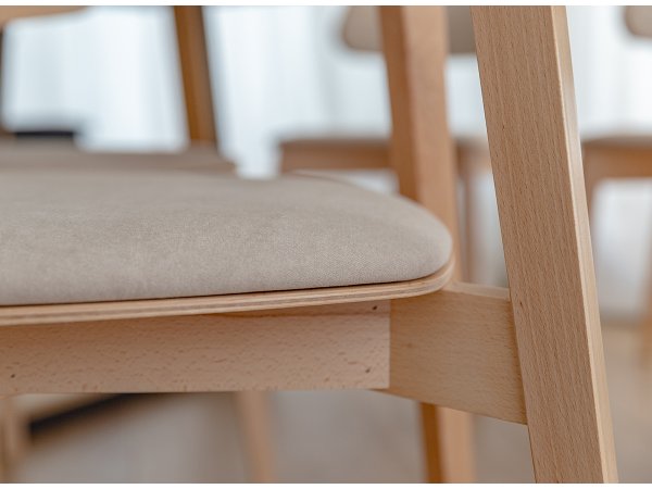 Čalouněná jídelní židle béžová CL03 CASA