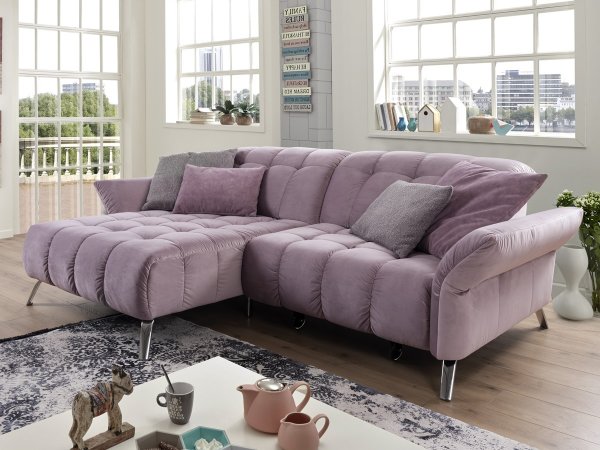 Detail elektrického výsuvného sedáku sedací soupravy COAST