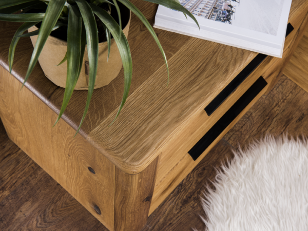 Dubový nábytek z masivu do ložnice DENVER dub přírodní olejovaný