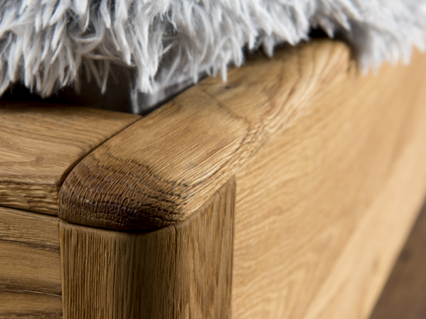 Dubový nábytek z masivu do ložnice DENVER dub přírodní olejovaný