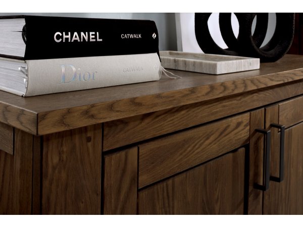 Komoda do obývacího pokoje PINEROLO typ 01 dub zastaralý olejovaný