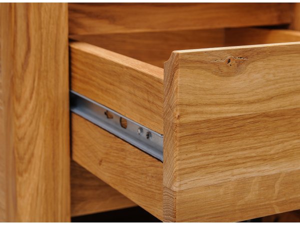 Komoda ALO nízká dub masiv