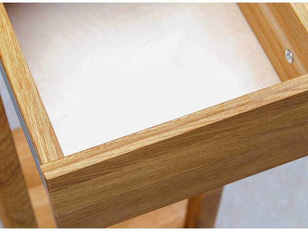 Dubový odkládací stolek ALO velký