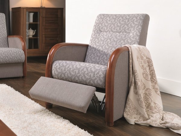 Křeslo s dřevěnými područkami GRÁCIE II