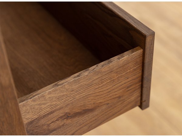 Dubová komoda se sklem LOFT, tabák