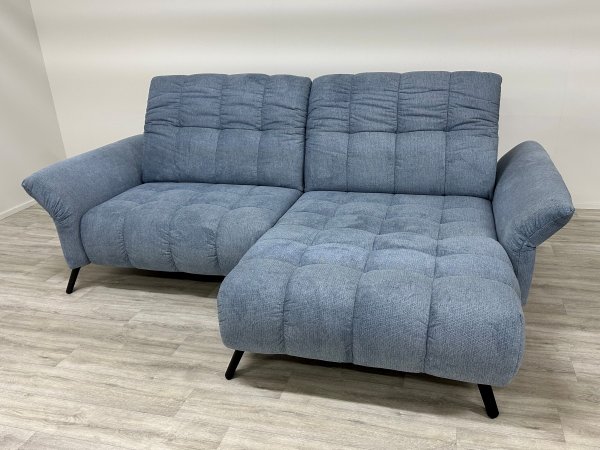 VÝPRODEJ: Rohová sedací souprava s nastavitelnými opěrkami COAST