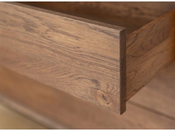 Dubová vitrína LOFT s proskleným čelem, tabák