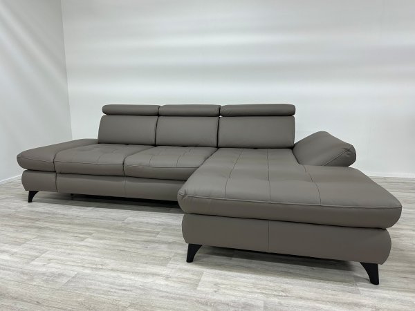 VÝPRODEJ: Kožená rohová sedací souprava CAROLINA