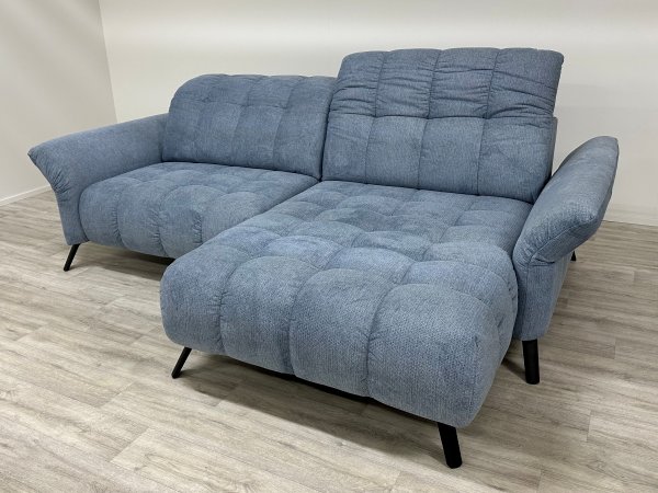 VÝPRODEJ: Rohová sedací souprava s nastavitelnými opěrkami COAST