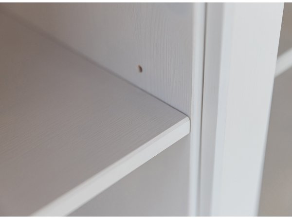 Komoda s vitrínou (typ 04) RONE borovice masiv bílá/tabák