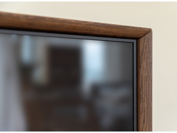 Dubová vitrína LOFT s proskleným čelem, tabák