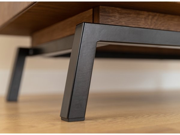 Dubová vitrína LOFT s proskleným čelem, tabák