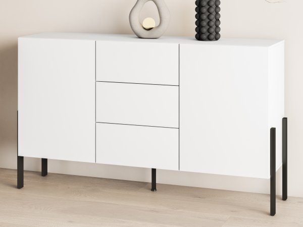 Komoda do obývacího pokoje (typ 43) JUKON bílá supermatt/černé kovové nohy
