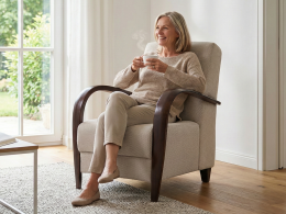 Křeslo s dřevěnými područkami MODEL 11