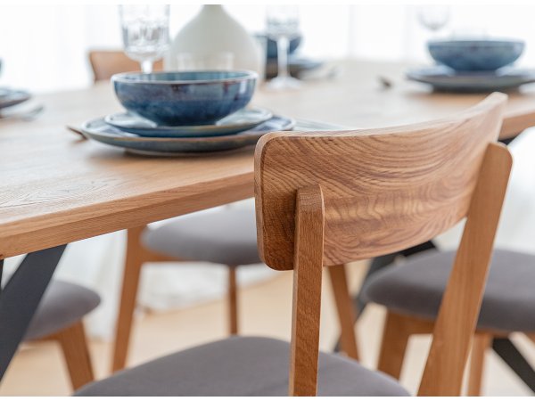 Dubová jídelní židle s grafitovým sedákem LION M85