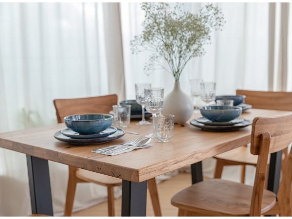 Dubová jídelní židle LION