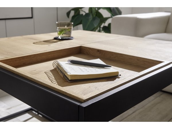 Konferenční stolek z masivu LARKANA