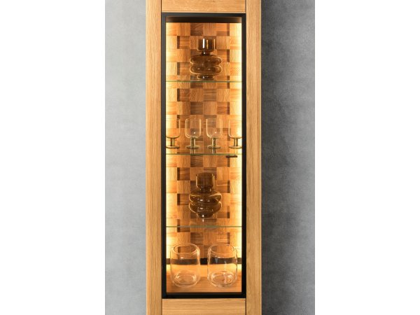 Dubový nábytek do obývacího pokoje včetně osvětlení LUNA 3