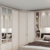 Moderní ložnice s nástavbou nad postelí LUXOR polární modřín