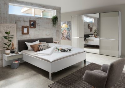 Moderní ložnice MONTREAL bílá/sklo šedý lesk