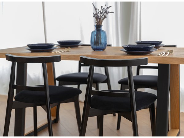 Jídelní set stůl VARDO + židle MORI