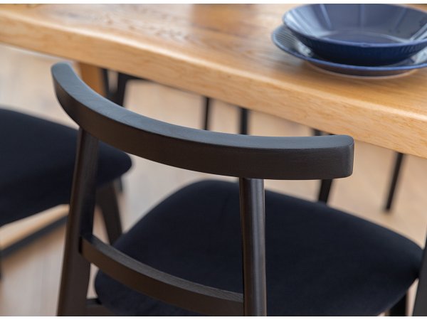 Jídelní set stůl VARDO + židle MORI