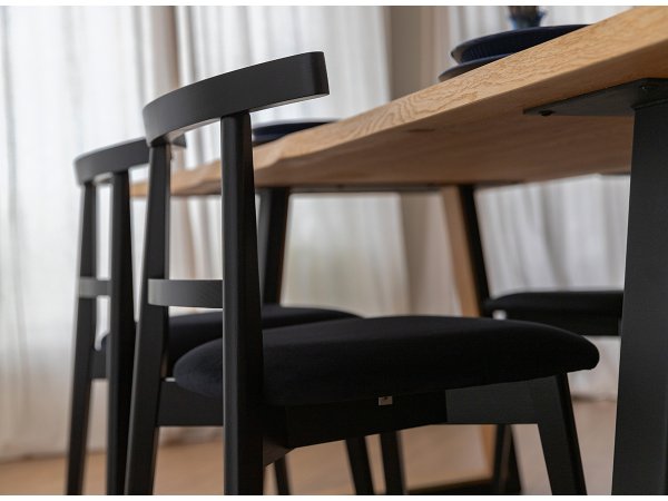 Jídelní set stůl VARDO + židle MORI