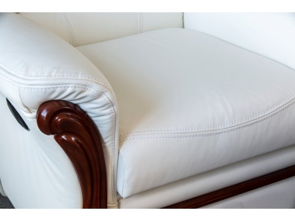 Kožené křeslo s funkcí relax s elektrickým ovládáním