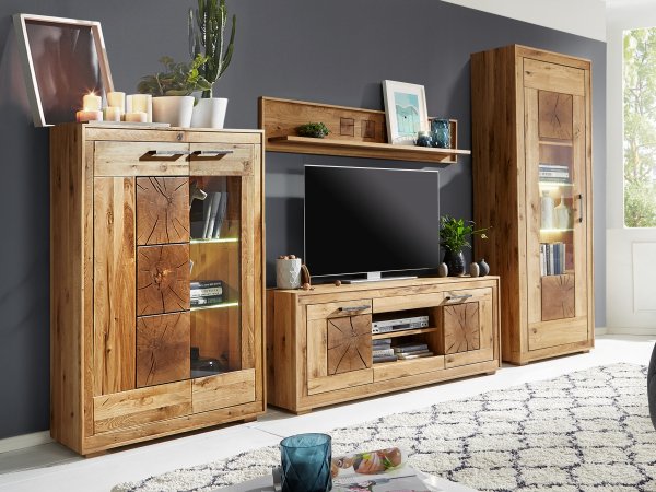 Dubová police II do obývacího pokoje SUNDBY dub divoký